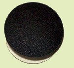 bouton tête bombée, diam.20 mm, laiton noir, avec vis M4 F 90°, longueur 8 mm et rondelles en plastique