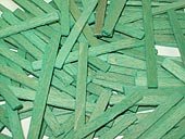 cales en bois déroulé, longueur 70 mm, largeur 5 mm, ép. 2 mm, coloris vert x 1000