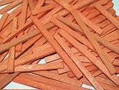 cales en bois déroulé, longueur 70 mm, largeur 5 mm, ép. 3 mm, coloris orange x 1000